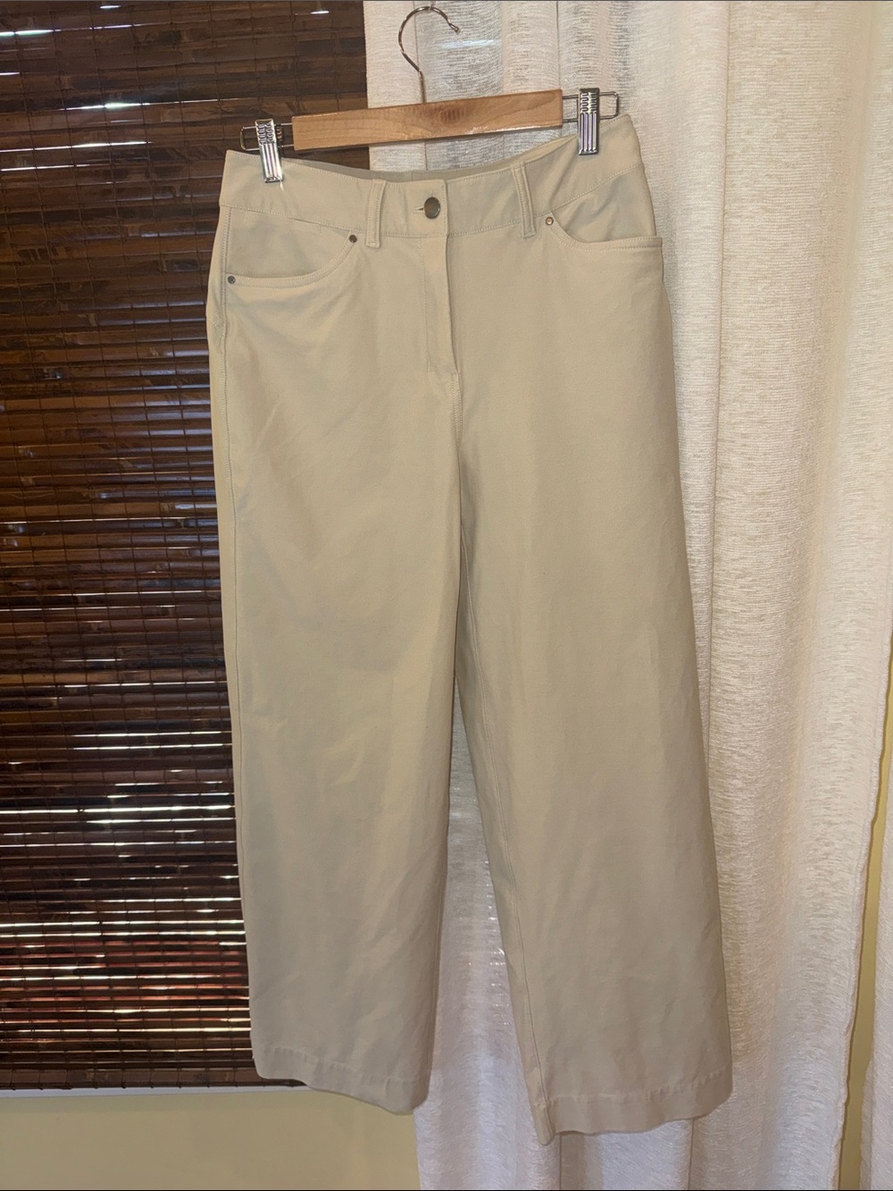 lululemon athletica Wide-Leg Pants in Light Beige
